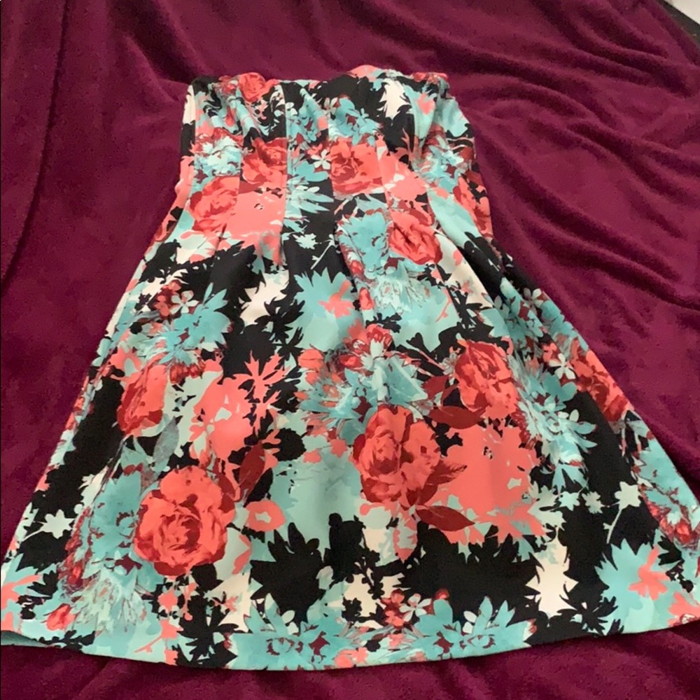 NY&Company Cocktail Dress (SZ M)
